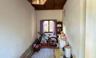 Casa en venta - 4 Dormitorios 2 Baños - 182mts2 - Villa Gesell