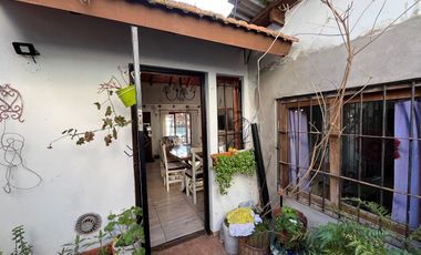 Casa en venta - 4 Dormitorios 2 Baños - 182mts2 - Villa Gesell