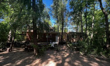 Complejo de cabañas en venta - 5 Dormitorios 4 Baños - 5.000Mts2 - Escobar