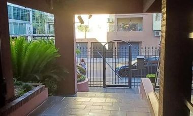 Departamento en venta - 3 Dormitorios 3 Baños - 137mts2 - Quilmes