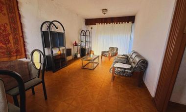 Casa Multifamiliar en venta - 3 Casas - El Palomar