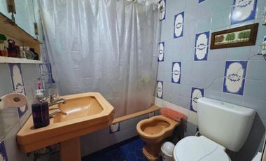 Casa Multifamiliar en venta - 3 Casas - El Palomar