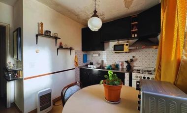 Casa Multifamiliar en venta - 3 Casas - El Palomar