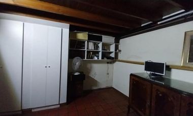 Casa en venta - 2 Dormitorios 2 Baños - 85mts2 - Quilmes