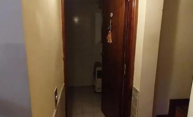 Casa en venta - 2 Dormitorios 2 Baños - 85mts2 - Quilmes