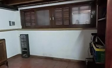 Casa en venta - 2 Dormitorios 2 Baños - 85mts2 - Quilmes