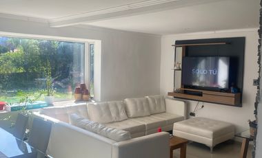 VENDO TERRENO 1600M2 CON CASA, PISCINA, ÁRBOLES FRUTALES