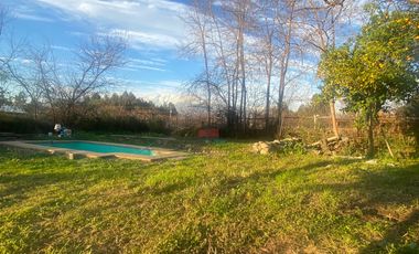 VENDO TERRENO 1600M2 CON CASA, PISCINA, ÁRBOLES FRUTALES