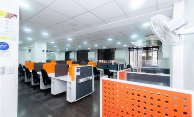Oficina en Arriendo en Arriendo call center por posición frente al Teatro Municipal