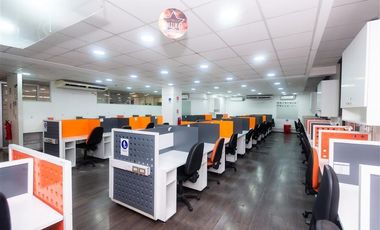 Oficina en Arriendo en Arriendo call center por posición frente al Teatro Municipal