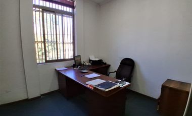 Oficina en Arriendo en Madrid entre Santa Elvira y Victoria