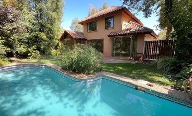 Casa en Arriendo en Hacienda El Peñon