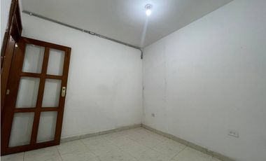 SE ALQUILA AMPLIA CASA MULTIFAMILIAR EN NUEVA TEQUENDAMA SUR DE CALI