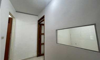 SE ALQUILA AMPLIA CASA MULTIFAMILIAR EN NUEVA TEQUENDAMA SUR DE CALI