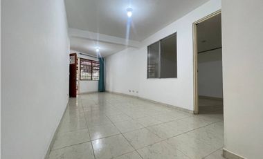 SE ALQUILA AMPLIA CASA MULTIFAMILIAR EN NUEVA TEQUENDAMA SUR DE CALI