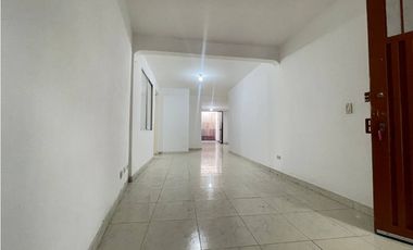 SE ALQUILA AMPLIA CASA MULTIFAMILIAR EN NUEVA TEQUENDAMA SUR DE CALI