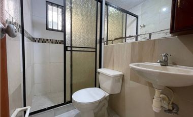 SE ALQUILA AMPLIA CASA MULTIFAMILIAR EN NUEVA TEQUENDAMA SUR DE CALI