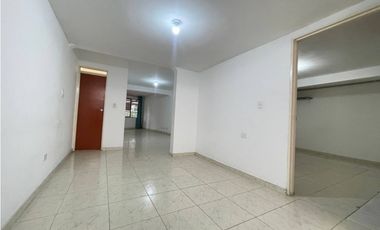 SE ALQUILA AMPLIA CASA MULTIFAMILIAR EN NUEVA TEQUENDAMA SUR DE CALI