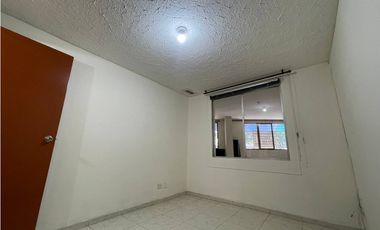 SE ALQUILA AMPLIA CASA MULTIFAMILIAR EN NUEVA TEQUENDAMA SUR DE CALI