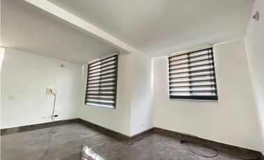SE VENDE APARTAMENTO EN POBLADO CAMPESTRE CR VIENTOS