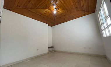 SE VENDE CASA EN SEGUNDO PISO PROPIEDAD HORIZONTAL PALMIRA - EL RECREO