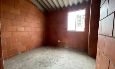 SE ALQUILA CASA DOS PISOS EN OBRA GRIS CANDELARIA / BELHORIZONTE