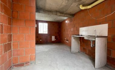 SE ALQUILA CASA DOS PISOS EN OBRA GRIS CANDELARIA / BELHORIZONTE