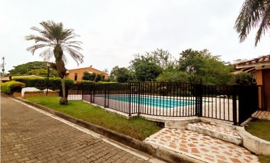 SE ALQUILA APTO EN CONDOMINIO SECTOR CAMPESTRE DE LA VIGA, PANCE