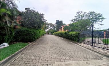 SE ALQUILA APTO EN CONDOMINIO SECTOR CAMPESTRE DE LA VIGA, PANCE