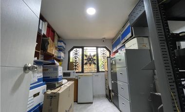 SE ALQUILA HERMOSA OFICINA 3 PISOS EN EL NORTE DE CALI VILLA DEL PRADO