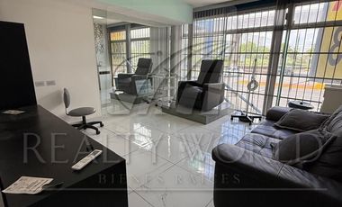 Edificio - Oficinas en Renta en Centro