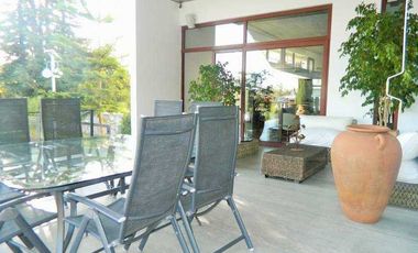 Exclusiva casa mediterránea en Quinchamalí