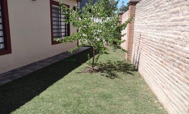Casa quinta en venta - 1 Dormitorio 1 Baño - Cocheras - 774Mts2 - General Rodríguez