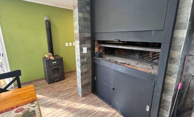 Propiedad en La Caleta - 4 ambientes - Se entrega equipada como en las fotos