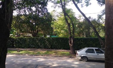 Casa en venta - 4 Dormitorios 2 Baños - 1.680Mts2 - Florencio Varela