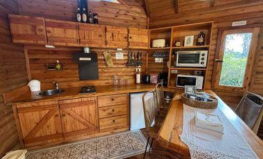 Hermosa cabaña en el Bosque de Mar de Cobo - lote 960m2