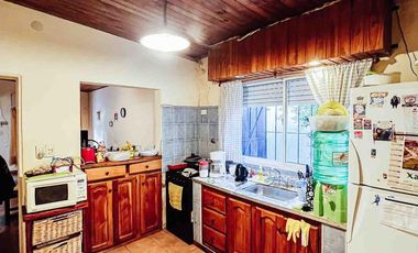 Casa en venta - 4 Dormitorios 2 Baños - Cochera - 500mts2 - Coronel Brandsen