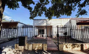 Casa en venta - 4 Dormitorios 2 Baños - Cochera - 500mts2 - Coronel Brandsen