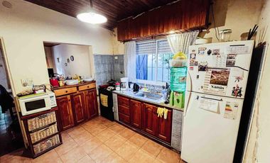 Casa en venta - 4 Dormitorios 2 Baños - Cochera - 500mts2 - Coronel Brandsen