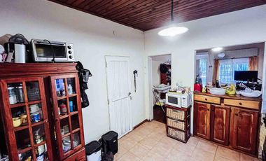 Casa en venta - 4 Dormitorios 2 Baños - Cochera - 500mts2 - Coronel Brandsen