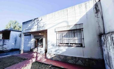 Casa en venta - 4 Dormitorios 2 Baños - Cochera - 500mts2 - Coronel Brandsen