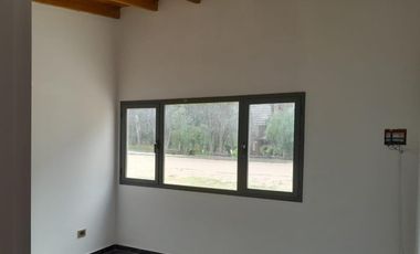 Casa en venta - 3 Dormitorios 2 Baños - Mar de las Pampas