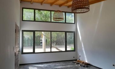 Casa en venta - 3 Dormitorios 2 Baños - Mar de las Pampas