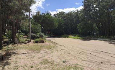 Casa en venta - 3 Dormitorios 2 Baños - Mar de las Pampas