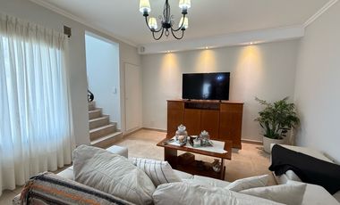 ¡Maravillosa casa en el corazón de la ciudad de Roque Pérez!