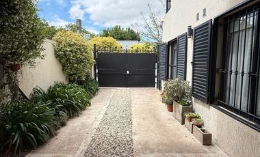 ¡Maravillosa casa en el corazón de la ciudad de Roque Pérez!