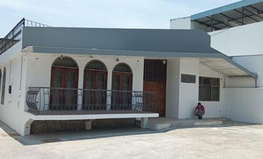 CASA EN RENTA EN PORTOVIEJO