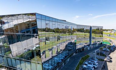 Venta Oficina en Meridiano Bussiness Center, panamericana km 52