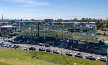 Venta Oficina en Meridiano Bussiness Center, panamericana km 52