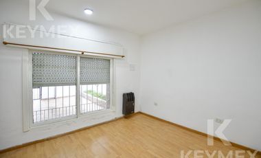 PH de 3 dormitorios en venta con cochera en Tolosa APTO BANCO